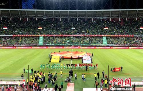  尤文图斯主场失利，争冠形势急转直下  