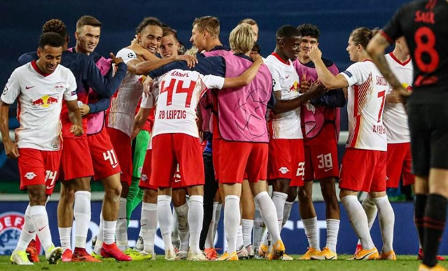  莱比锡红牛战术革新见效，青年军掀翻卫冕冠军  